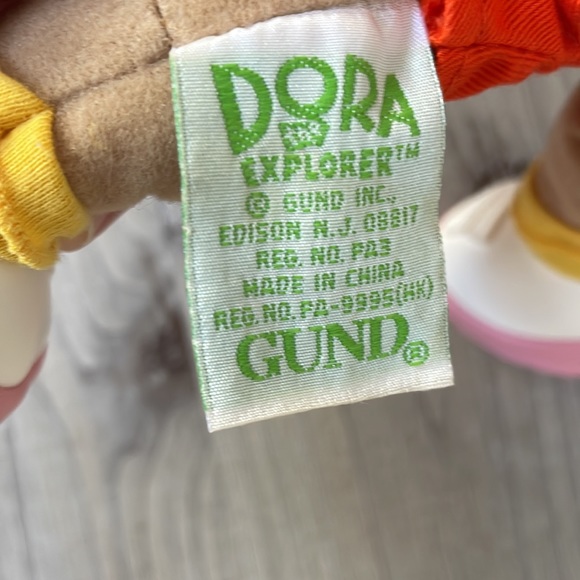 Dora the Explorer Plush Doll - Picture 6 of 8